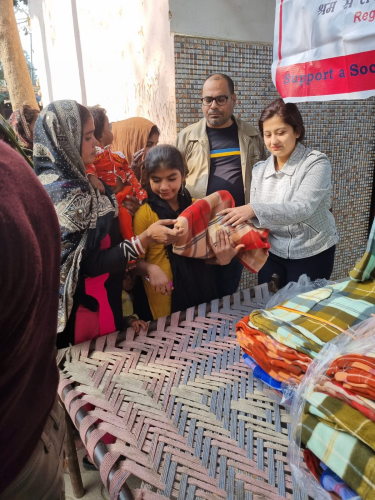 Blankets Distribution